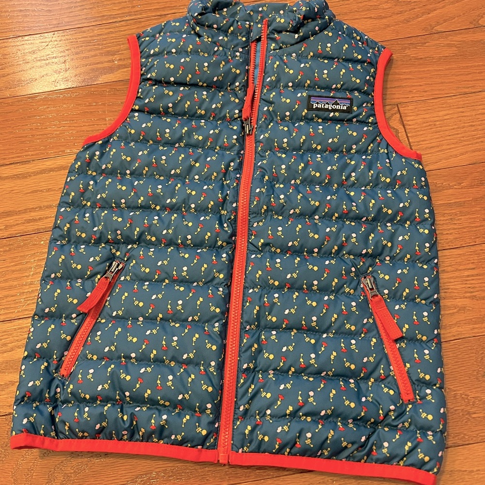 PATAGONIA DOWN VEST *LIKE NEW* Size 5T